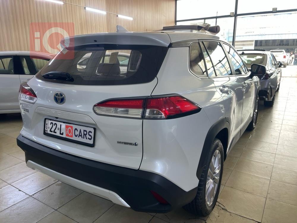 تۆیۆتا کۆرۆلا کرۆس